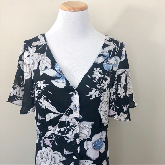 ❌SOLD❌Style London Floral Tie Back Dress - Picture 2 of 8